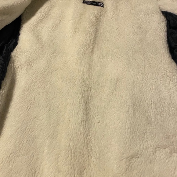 Navy Blue Hollister Winter Coat - Picture 4 of 4